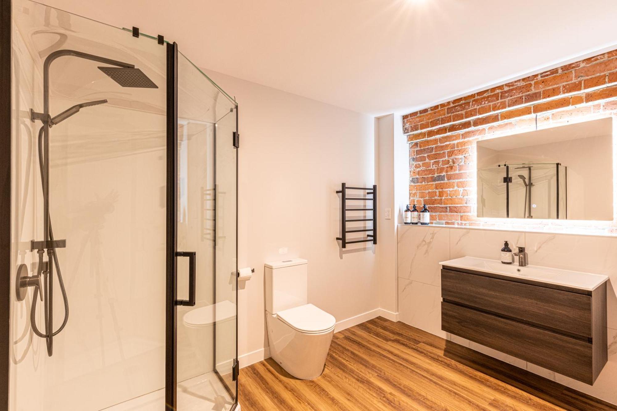Johnston Apartments - Award-Winning Building, Your Unforgettable Stay 왕거누이 외부 사진