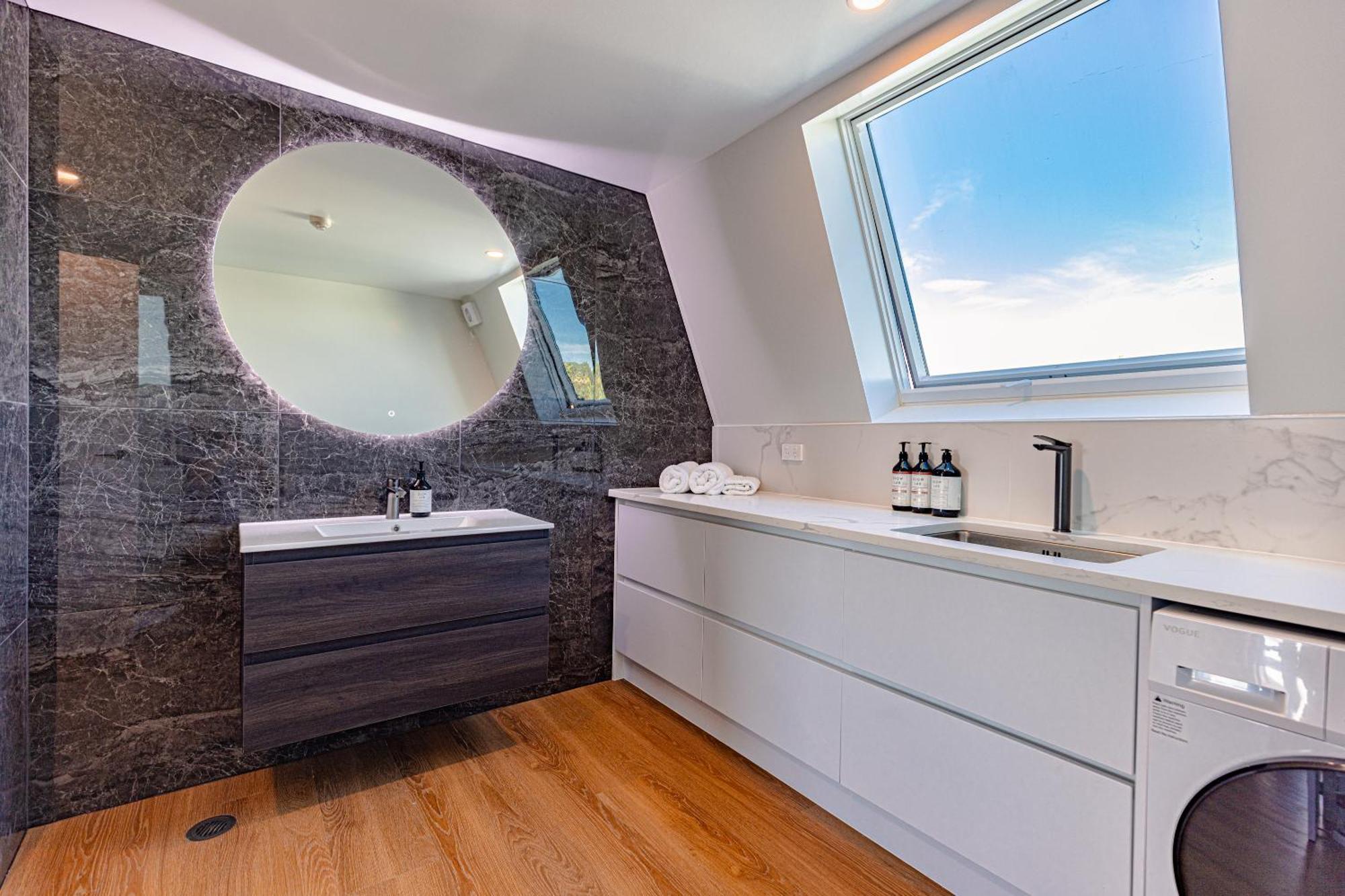 Johnston Apartments - Award-Winning Building, Your Unforgettable Stay 왕거누이 외부 사진
