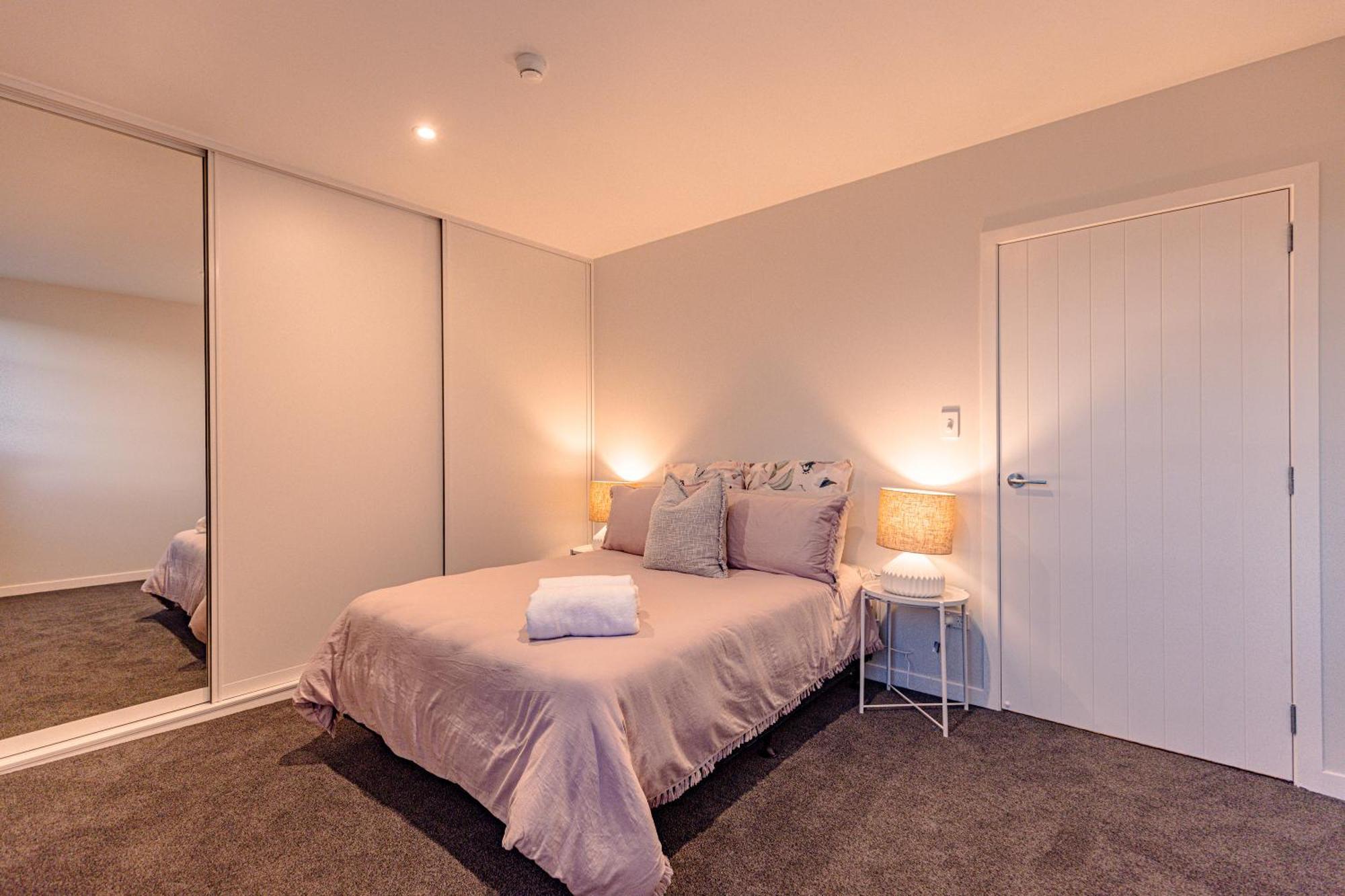 Johnston Apartments - Award-Winning Building, Your Unforgettable Stay 왕거누이 외부 사진